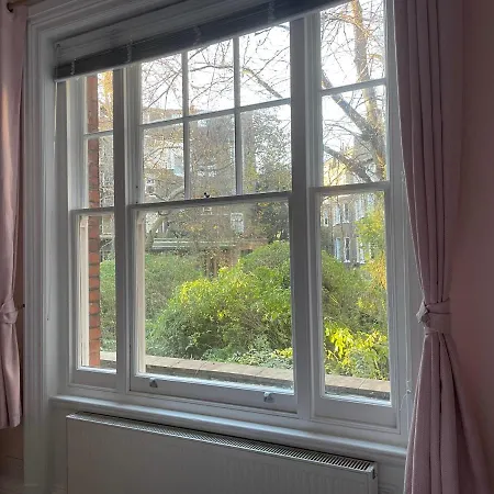 1 Bedroom Apartment In The Heart Of West Лондон Экстерьер фото